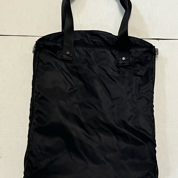 Lululemon Expandable Tote Black Bag - Picture 9 of 16